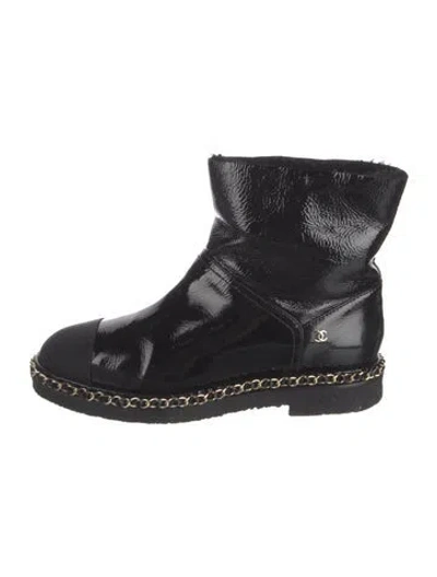 Pre-owned Chanel 2019 Interlocking Cc Logo Boots In Black
