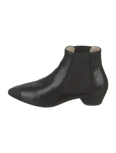 Pre-owned Chanel 2019 Interlocking Cc Logo Chelsea Boots In Black