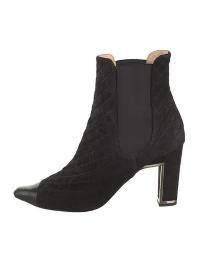 Pre-owned Chanel 2019 Interlocking Cc Logo Chelsea Boots In Black