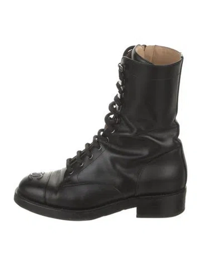 Pre-owned Chanel 2019 Interlocking Cc Logo Combat Boots In Black