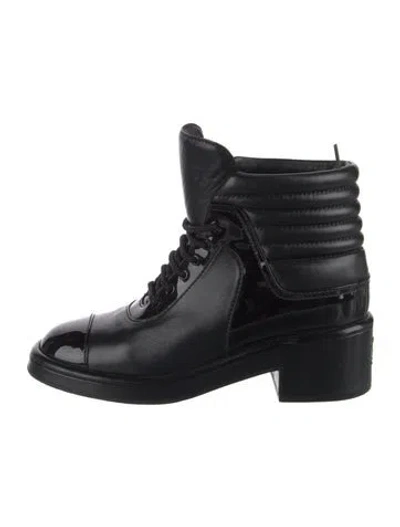 Pre-owned Chanel 2019 Interlocking Cc Logo Combat Boots In Black