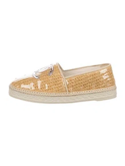 Pre-owned Chanel 2019 Interlocking Cc Logo Espadrilles In Neutral