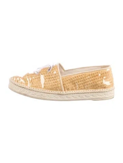 Pre-owned Chanel 2019 Interlocking Cc Logo Espadrilles In Neutrals