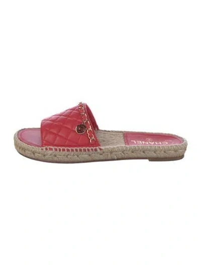 Pre-owned Chanel 2019 Interlocking Cc Logo Espadrilles In Red