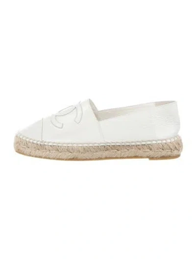 Pre-owned Chanel 2019 Interlocking Cc Logo Espadrilles In White