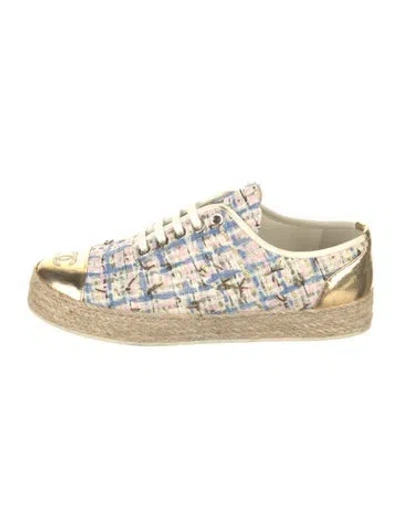 Pre-owned Chanel 2019 Interlocking Cc Logo Espadrilles In White