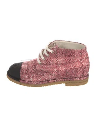 Pre-owned Chanel 2019 Interlocking Cc Logo Lace-up Boots In Pink