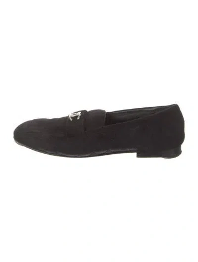 Pre-owned Chanel 2019 Interlocking Cc Logo Loafers In Black