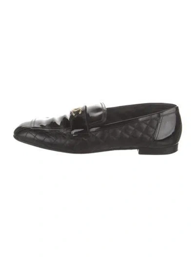 Pre-owned Chanel 2019 Interlocking Cc Logo Loafers In Black