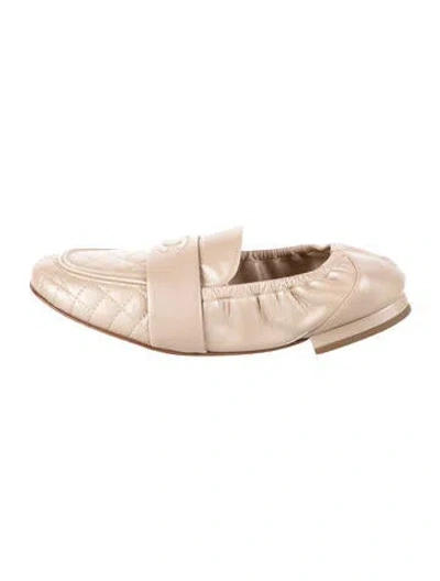 Pre-owned Chanel 2019 Interlocking Cc Logo Loafers In Neutral