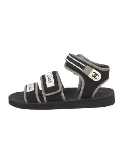 Pre-owned Chanel 2019 Interlocking Cc Logo Sandals In Black