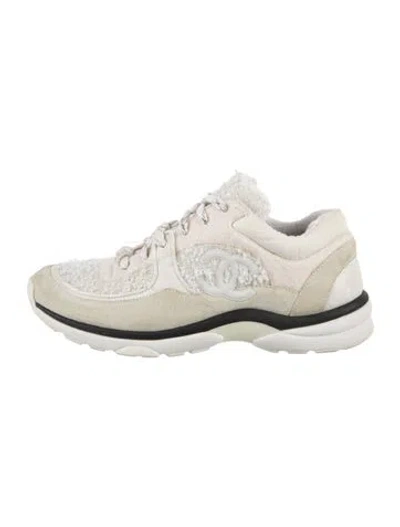 Pre-owned Chanel 2019 Interlocking Cc Logo Sneakers In Neutral