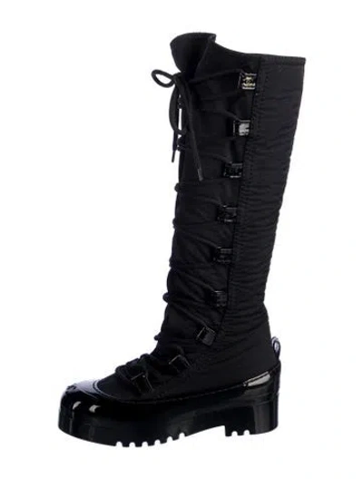 Pre-owned Chanel 2019 Interlocking Cc Logo Snow Boots In Black