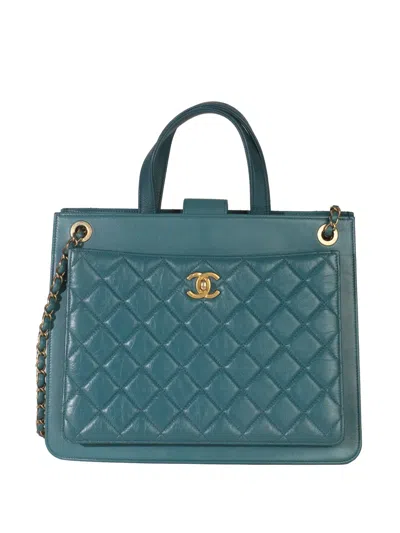 Pre-owned Chanel 2019 Large Affinity Tote Bag In Blue