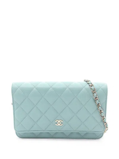 Pre-owned Chanel 2019 Matelassé Caviar Skin Wallet On Chain In Green