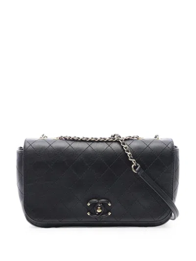 Pre-owned Chanel 2019 Matelassé Chain Shoulder Bag In Black