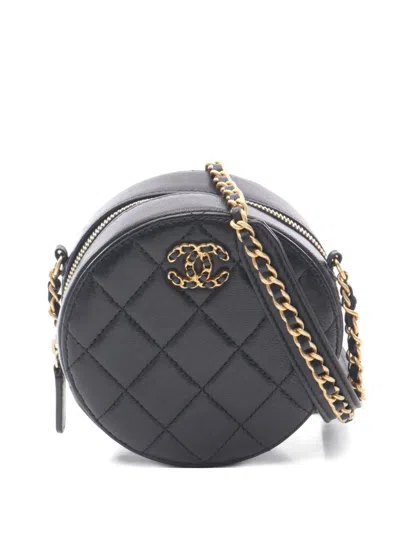 Pre-owned Chanel 2019 Matelasse Round Bag In Black