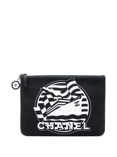 Pre-owned Chanel 2019 Medium Canvas La Pausa Zip O Case Clutch Bag In Black