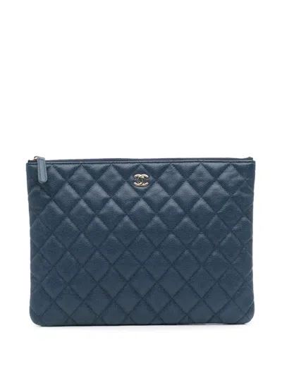 Pre-owned Chanel 2019 Medium Quilted Caviar O Case Clutch Bag In Blue