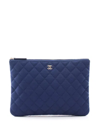 Pre-owned Chanel 2019 Medium Quilted Jersey O Case Clutch Bag In Blue