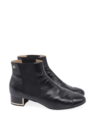 Pre-owned Chanel 2019 Metallic-trim Chelsea Boots In Black