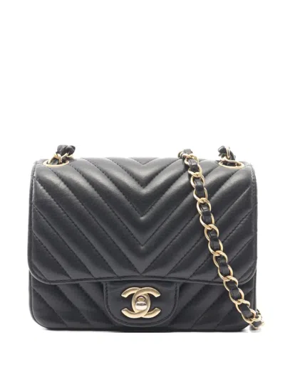 Pre-owned Chanel 2019 Mini Chevron Shoulder Bag In Black