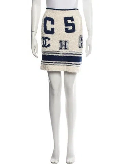 Pre-owned Chanel 2019 Mini Skirt In Neutrals