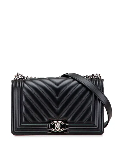 Pre-owned Chanel 2019 Old Medium Chevron Lambskin Boy Flap Crossbody Bag In Black