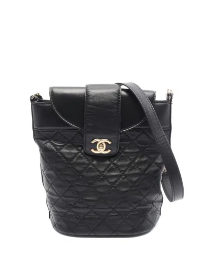 Pre-owned Chanel 2019 Quilted-leather Shoulder Bag In Black