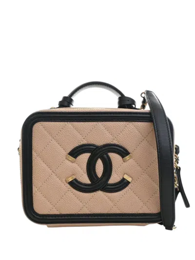 Pre-owned Chanel 2019 Small Caviar Cc Filigree Vanity Case Satchel In Black