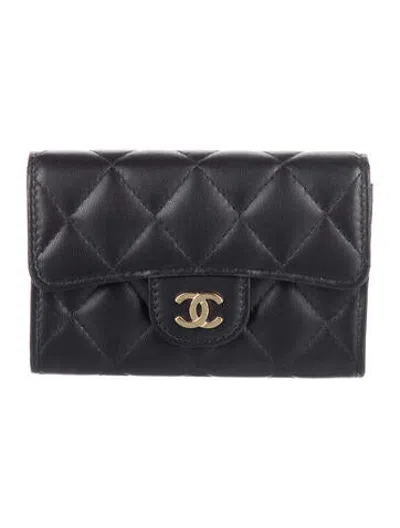 Pre-owned Chanel 2019-2020 Interlocking Cc Logo Card Holder In Black