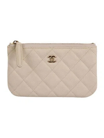 Pre-owned Chanel 2019-2020 Interlocking Cc Logo Wallet In Neutral