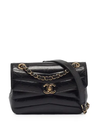 Chanel 2019-2020 Small Chevron Cc Turn-lock Shoulder Bag In Black