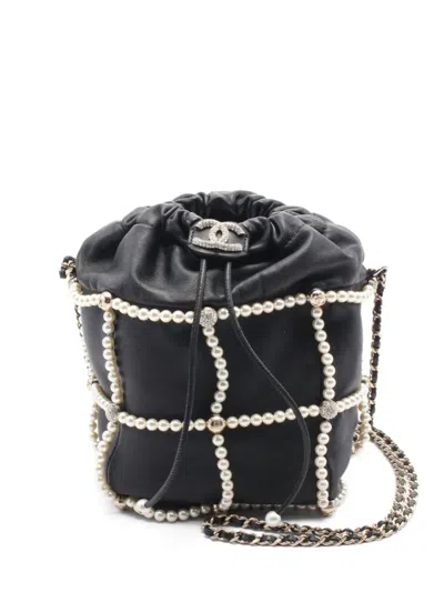 Pre-owned Chanel 2020-2021 Crystal Pearl Bucket Bag