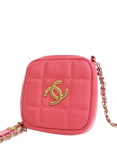 Pre-owned Chanel 2020 Cc Lambskin Diamond Clutch With Chain Crossbody Bag In Pink