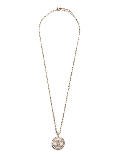 Pre-owned Chanel 2020 Cc Pearl Pendant Necklace In Gold