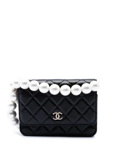 Pre-owned Chanel 2020 Cc Quilted Calfskin Maxi Pearls Wallet On Chain Crossbody Bag In Black