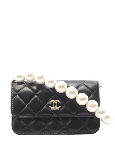 Pre-owned Chanel 2020 Cc Quilted Calfskin Maxi Pearls Wallet On Chain Crossbody Bag In Black
