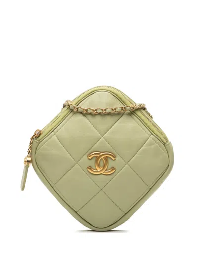 Pre-owned Chanel 2020 Cc Quilted Lambskin Diamond Clutch With Chain Crossbody Bag In Green