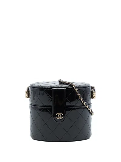 Pre-owned Chanel 2020 Cc Quilted Patent Round Clutch With Chain Vanity Bag In Black