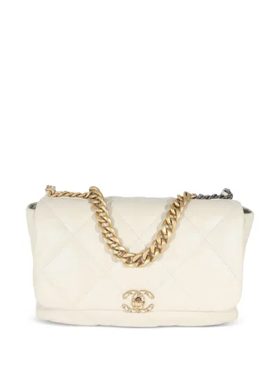 Pre-owned Chanel 2020 Diamond-quilted Shoulder Bag In Neutrals
