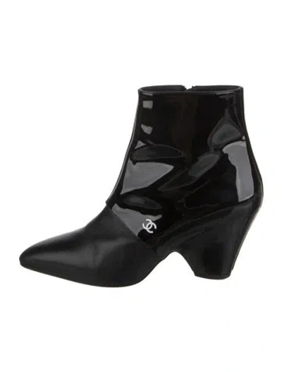 Pre-owned Chanel 2020 Interlocking Cc Logo Boots In Black