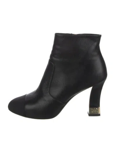 Pre-owned Chanel 2020 Interlocking Cc Logo Boots In Black