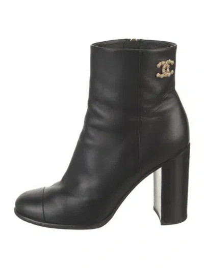 Pre-owned Chanel 2020 Interlocking Cc Logo Boots In Black
