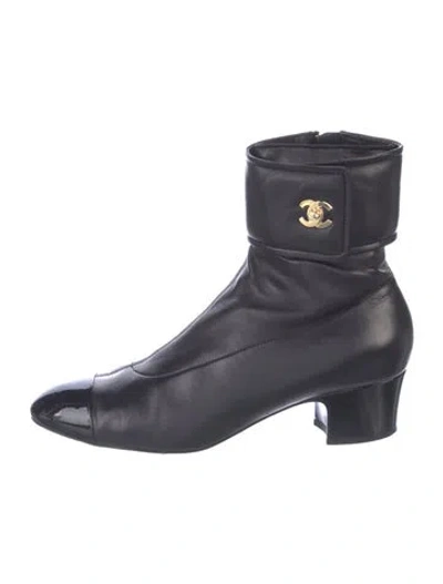 Pre-owned Chanel 2020 Interlocking Cc Logo Boots In Blue