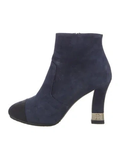 Pre-owned Chanel 2020 Interlocking Cc Logo Boots In Blue