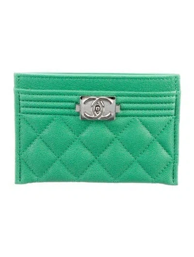 Pre-owned Chanel 2020 Interlocking Cc Logo Card Holder In Green