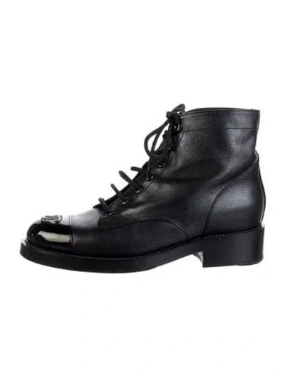 Pre-owned Chanel 2020 Interlocking Cc Logo Combat Boots In Black