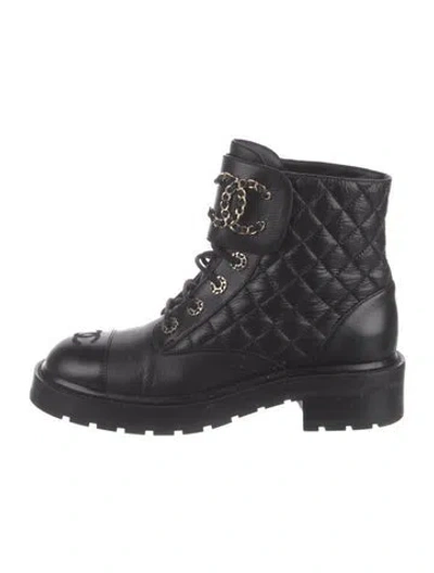 Pre-owned Chanel 2020 Interlocking Cc Logo Combat Boots In Black