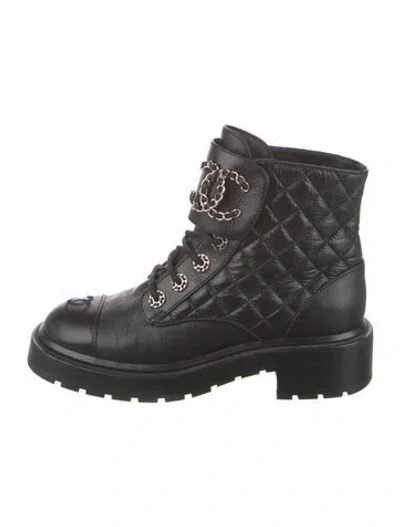 Pre-owned Chanel 2020 Interlocking Cc Logo Combat Boots In Black